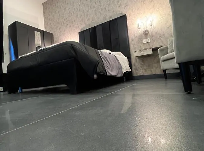 Beb Al Numero 15 Νάπολη